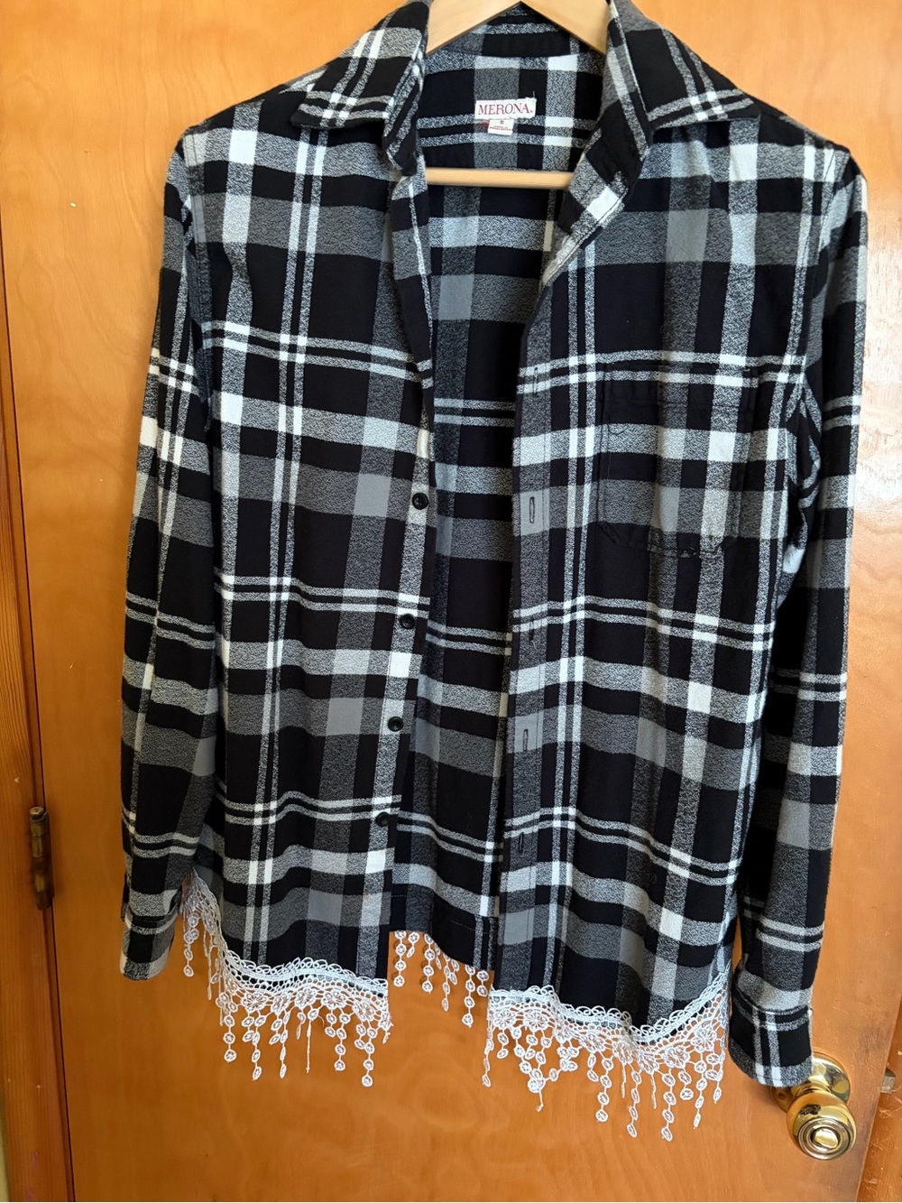 Merona Black and Gray Plaid Button-Down Shirt with Lace Fringe Size Small